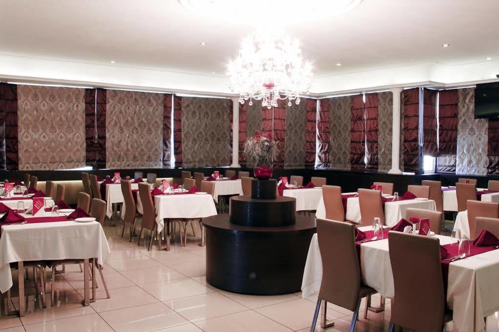 Hotel Genx Banjara Hill 1589 Hajdarabad Zewnętrze zdjęcie