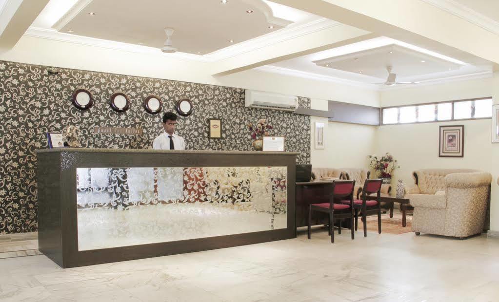Hotel Genx Banjara Hill 1589 Hajdarabad Zewnętrze zdjęcie