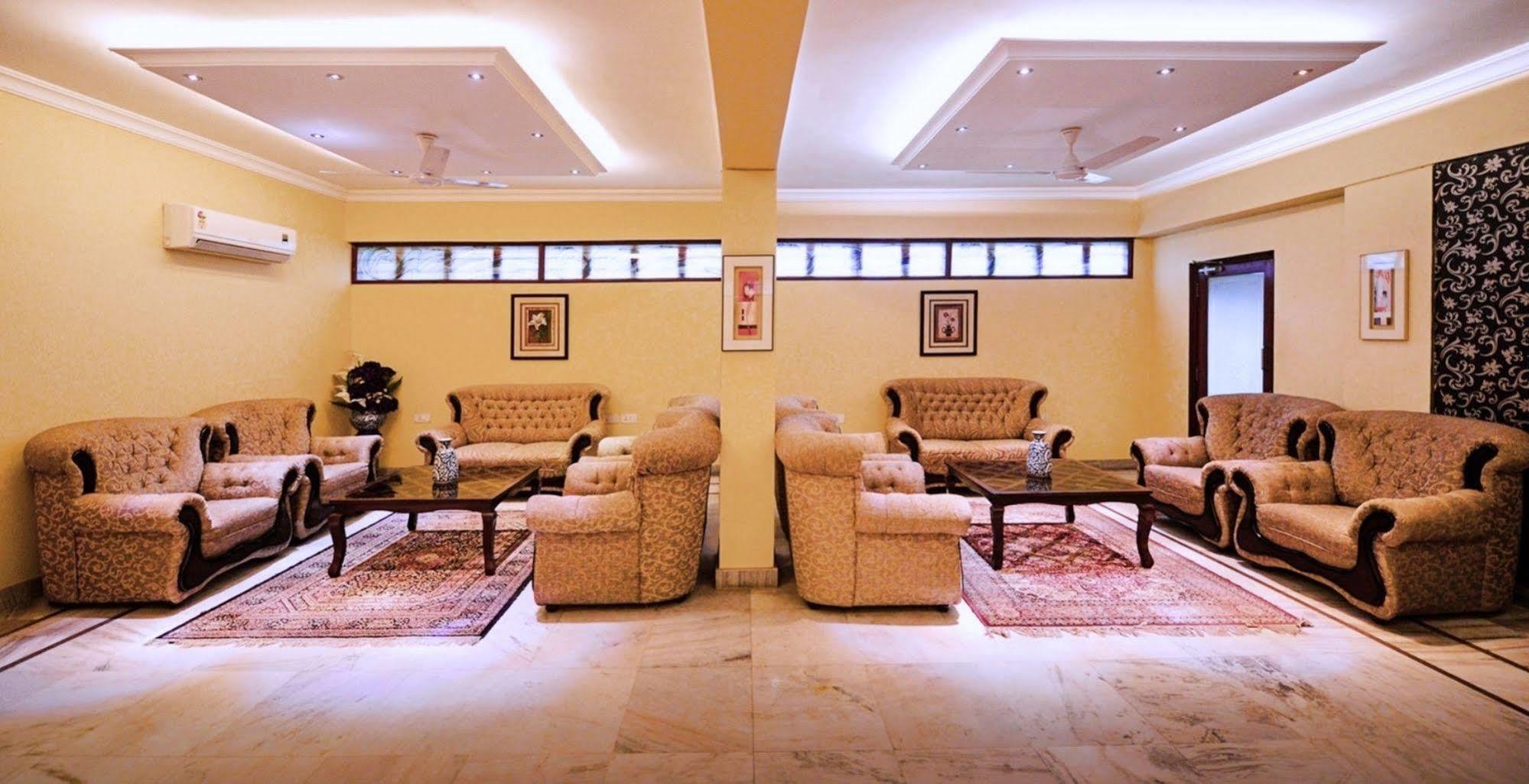 Hotel Genx Banjara Hill 1589 Hajdarabad Zewnętrze zdjęcie