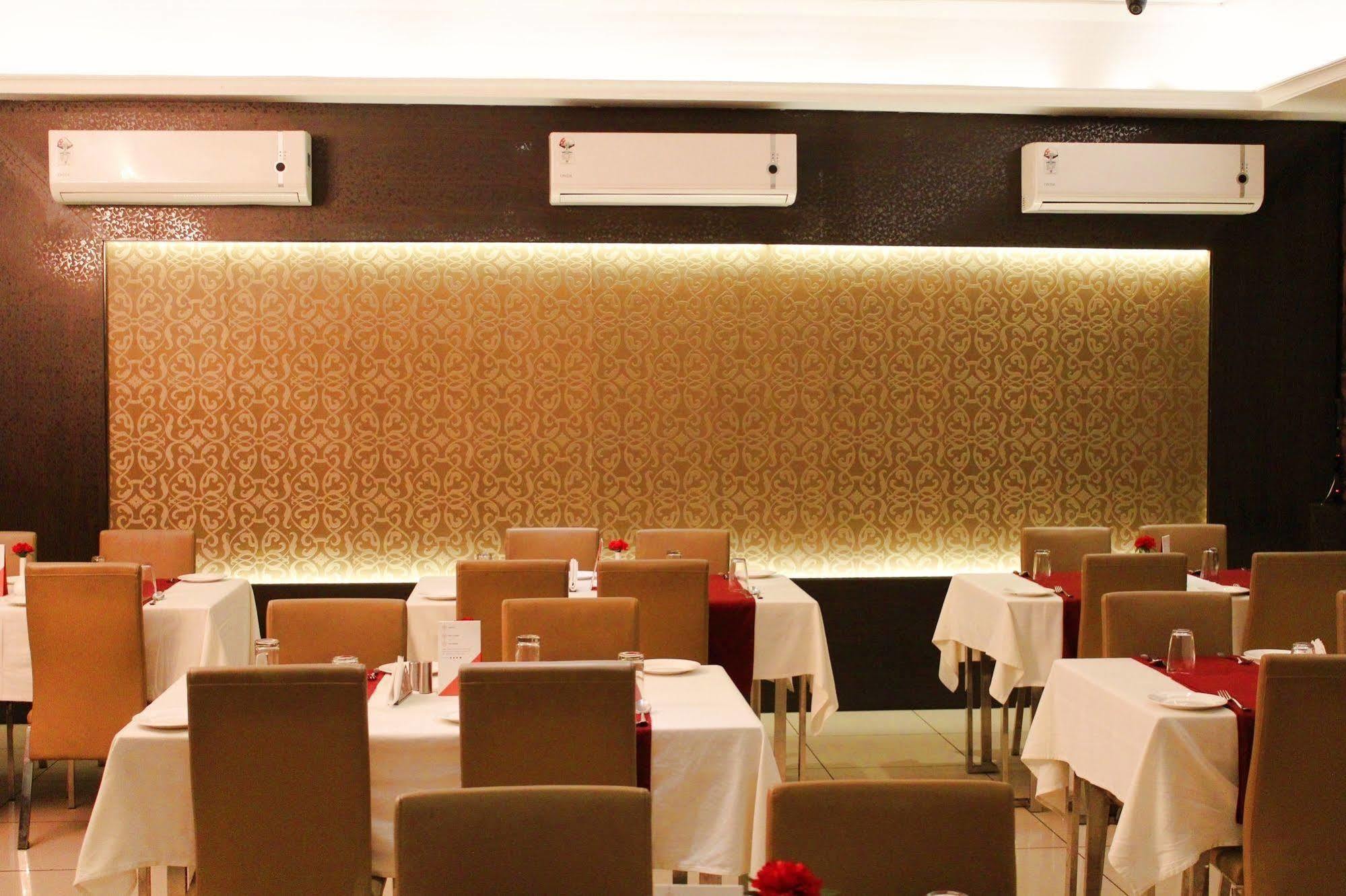 Hotel Genx Banjara Hill 1589 Hajdarabad Zewnętrze zdjęcie